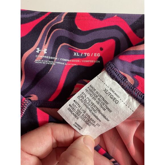 NWOT Under Armour Compression Pants XL Capri Length - Picture 8 of 8